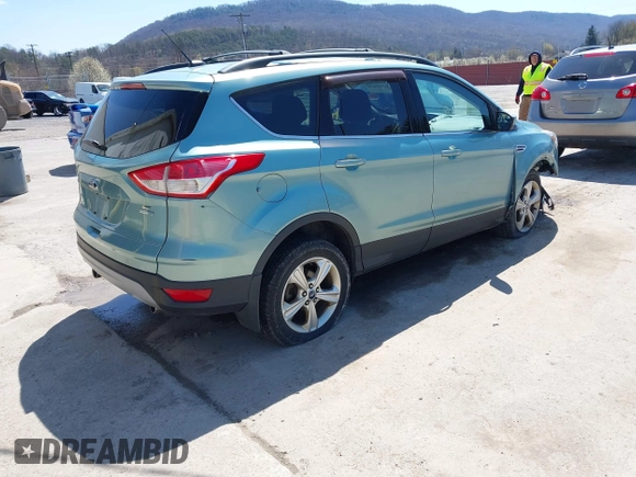 2013 Ford Escape SE with VIN 1FMCU9GX3DUB21947, listed as a IAAI auction lot 42005620 with 155,369 mi miles. Bid and sale history available at carsss.com. Image 4.