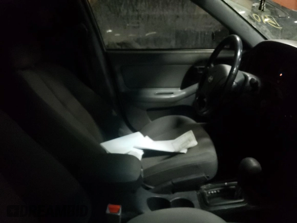 2005 Hyundai Elantra с VIN KMHDM45D25U032176, выставлен на аукционе Copart как лот 37889132 с пробегом Не указан миль и На запчасти • Non repairable. История ставок и продаж доступна на DreamBid. Изображение 5.