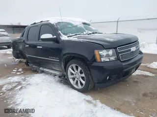 2012 Chevrolet Avalanche LTZ with VIN 3GNTKGE73CG218821, listed as a IAAI auction lot 41269198 with 101,092 mi miles. Bid and sale history available at carsss.com. Image 1.