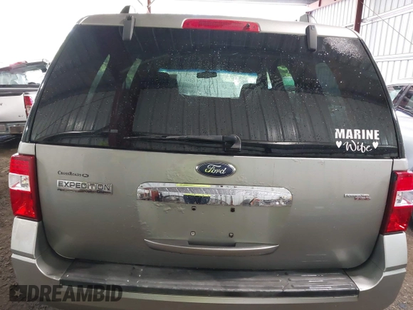 2008 Ford Expedition SSV with VIN 1FMFU15528LA34603, listed as a IAAI auction lot 42205552 with 253,225 mi miles and . Bid and sale history available at DreamBid. Image 16.