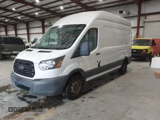 2017 Ford Transit z VIN 1FTYR2XM2HKA66479, wystawiony jako IAAI lot #41371992 z przebiegiem 122 534 mil mil oraz . Historia ofert i sprzedaży dostępna na DreamBid. Obrazek 22.