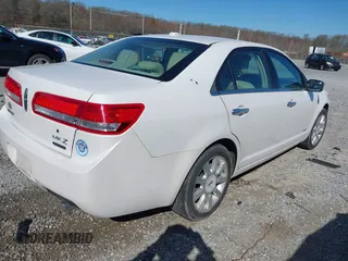 2011 Lincoln MKZ Hybrid with VIN 3LNDL2L38BR774327, listed as a IAAI auction lot 41820314 with 212,355 mi miles. Bid and sale history available at carsss.com. Image 4.