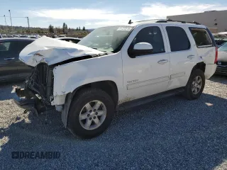 2010 GMC Yukon SLT with VIN 1GKUCCE04AR263242, listed as a Copart auction lot 44727225 with 268,194 mi miles and Salvage Title. Bid and sale history available at carsss.com. Image 1.