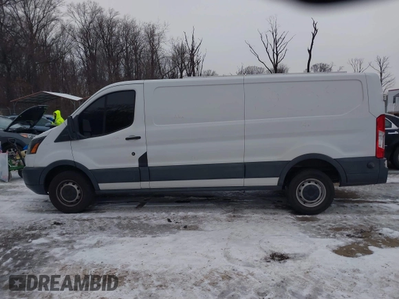 2016 Ford Transit Cargo z VIN 1FTYR2ZM7GKA78803, wystawiony jako IAAI lot #41364048 z przebiegiem 118 833 mil mil oraz . Historia ofert i sprzedaży dostępna na DreamBid. Obrazek 15.