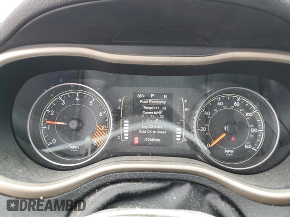 2015 Jeep Cherokee Latitude with VIN 1C4PJLCS7FW671262, listed as a Copart auction lot 54716405 with 172,085 mi miles and Clean Title. Bid and sale history available at carsss.com. Image 9.