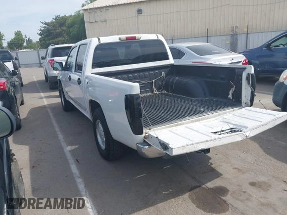 2005 Chevrolet Colorado 1SC LS Z85 with VIN 1GCCS136258113504, listed as a IAAI auction lot 42160678 with 377,555 mi miles. Bid and sale history available at carsss.com. Image 3.