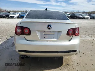 2010 Volkswagen Jetta TDI z VIN 3VWRL7AJ6AM171457, wystawiony jako Copart lot #50009485 z przebiegiem 221 041 mil mil oraz Szkoda całkowita • Salvage title. Historia ofert i sprzedaży dostępna na DreamBid. Obrazek 6.