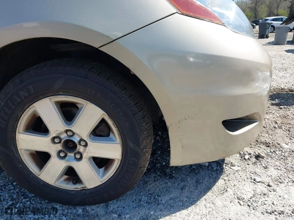 2009 Toyota Sienna CE with VIN 5TDZK23C99S235493, listed as a IAAI auction lot 41882341 with NaN miles. Bid and sale history available at carsss.com. Image 15.