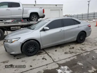 2015 Toyota Camry XLE with VIN 4T1BF1FK3FU066299, listed as a Copart auction lot 46264905 with 200,958 mi miles and Salvage Title. Bid and sale history available at carsss.com. Image 1.