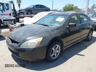 2005 Honda Accord LX z VIN 1HGCM56495A093905, wystawiony jako IAAI lot #42416234 z przebiegiem 121 479 mil mil oraz . Historia ofert i sprzedaży dostępna na DreamBid. Obrazek 2.