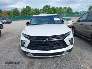 2023 Chevrolet Blazer LT с VIN 3GNKBCR4XPS224431, выставлен на аукционе IAAI как лот 42232072 с пробегом 20 872 миль миль и . История ставок и продаж доступна на DreamBid. Изображение 12.