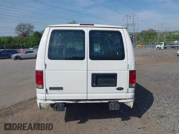 2014 Ford Econoline Cargo Commercial with VIN 1FTNS2EW2EDA83939, listed as a IAAI auction lot 42159453 with 148,947 mi miles. Bid and sale history available at carsss.com. Image 16.