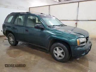 2005 Chevrolet TrailBlazer LS with VIN 1GNDT13S452283436, listed as a Copart auction lot 67575984 with 168,045 mi miles and Clean Title. Bid and sale history available at DreamBid. Image 4.