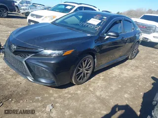 2021 Toyota Camry SE Nightshade with VIN 4T1G11AKXMU435555, listed as a IAAI auction lot 41444805 with 68,288 mi miles. Bid and sale history available at carsss.com. Image 20.