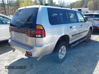 2002 Mitsubishi Montero Sport ES with VIN JA4LS21H92P009565, listed as a IAAI auction lot 41886037 with 208,950 mi miles. Bid and sale history available at carsss.com. Image 4.