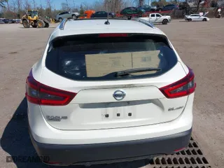 2022 Nissan Rogue Sport SL with VIN JN1BJ1CW5NW681176, listed as a IAAI auction lot 41803649 with 24,442 mi miles. Bid and sale history available at carsss.com. Image 16.
