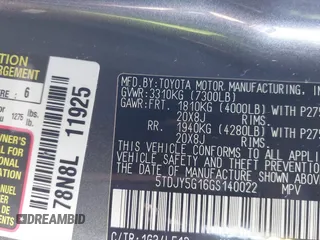 2016 Toyota Sequoia Limited with VIN 5TDJY5G16GS140022, listed as a IAAI auction lot 40995557 with 116,032 mi miles. Bid and sale history available at carsss.com. Image 9.