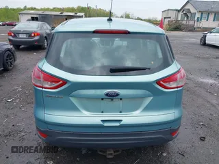 2013 Ford Escape S with VIN 1FMCU0F75DUD00309, listed as a IAAI auction lot 42017289 with 184,026 mi miles. Bid and sale history available at carsss.com. Image 17.
