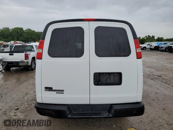 2015 Chevrolet Express Cargo z VIN 1GCZGUCG4F1264179, wystawiony jako Copart lot #58852475 z przebiegiem 294 776 mil mil oraz Czysty tytuł • Clean title. Historia ofert i sprzedaży dostępna na DreamBid. Obrazek 6.