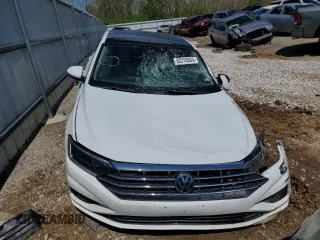 2019 Volkswagen Jetta SEL with VIN 3VWE57BU5KM230078, listed as a Copart auction lot 80635694 with 62,449 mi miles and Salvage title. Bid and sale history available at DreamBid. Image 5.