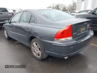 2007 Volvo S60 2.5L Turbo with VIN YV1RS592772610389, listed as a IAAI auction lot 41872376 with 169,296 mi miles. Bid and sale history available at carsss.com. Image 3.