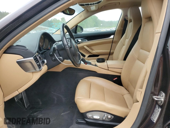 2016 Porsche Panamera 4 с VIN WP0AA2A7XGL007121, выставлен на аукционе Copart как лот 54559365 с пробегом 84 955 миль миль и Списание • Salvage title. История ставок и продаж доступна на DreamBid. Изображение 7.