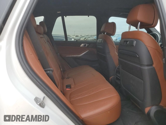 2024 BMW X5 xDrive50e with VIN 5UX43EU08R9S61979, listed as a Copart auction lot 46272895 with 8,303 mi miles and Salvage Title. Bid and sale history available at carsss.com. Image 11.