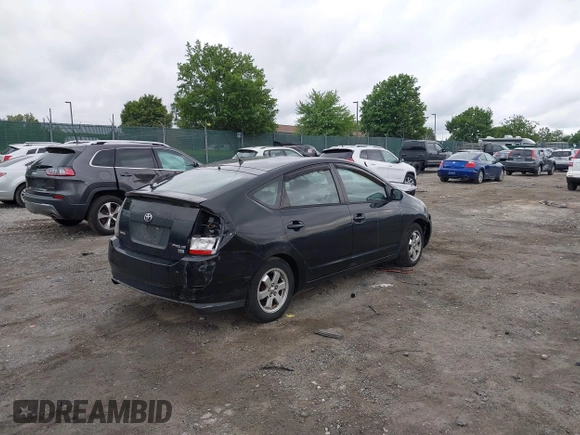 2005 Toyota Prius z VIN JTDKB20U253039812, wystawiony jako IAAI lot #42317371 z przebiegiem 281 142 mil mil oraz . Historia ofert i sprzedaży dostępna na DreamBid. Obrazek 4.