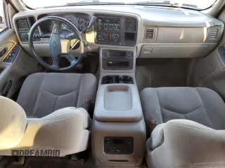 2004 Chevrolet Suburban LS with VIN 3GNEC16Z04G242630, listed as a Copart auction lot 42617085 with 119,840 mi miles and Salvage Title. Bid and sale history available at carsss.com. Image 8.