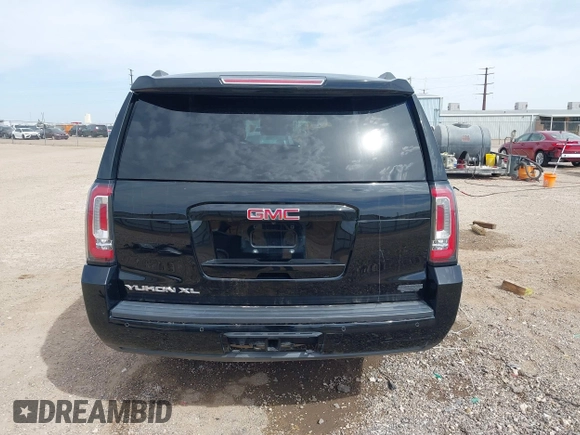 2018 GMC Yukon XL SLT with VIN 1GKS1GKC3JR223544, listed as a IAAI auction lot 41822836 with 164,430 mi miles and . Bid and sale history available at carsss.com. Image 17.
