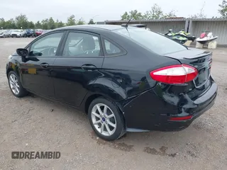 2016 Ford Fiesta SE z VIN 3FADP4BJ6GM107996, wystawiony jako IAAI lot #42433173 z przebiegiem 61 302 mil mil oraz . Historia ofert i sprzedaży dostępna na DreamBid. Obrazek 3.