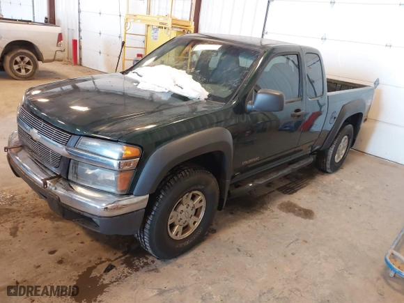2005 Chevrolet Colorado LS Z71 with VIN 1GCDT196858193853, listed as a IAAI auction lot 41664013 with 184,424 mi miles. Bid and sale history available at carsss.com. Image 2.