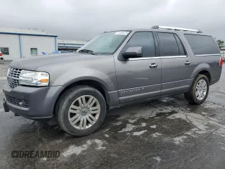 2013 Lincoln Navigator z VIN 5LMJJ3J50DEL01902, wystawiony jako Copart lot #61089475 z przebiegiem 281 350 mil mil oraz Czysty tytuł • Clean title. Historia ofert i sprzedaży dostępna na DreamBid. Obrazek 1.