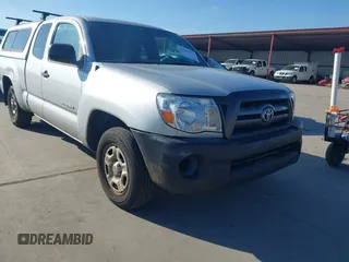 2010 Toyota Tacoma z VIN 5TETX4CN5AZ698257, wystawiony jako IAAI lot #41629224 z przebiegiem 185 784 mil mil oraz . Historia ofert i sprzedaży dostępna na DreamBid. Obrazek 1.