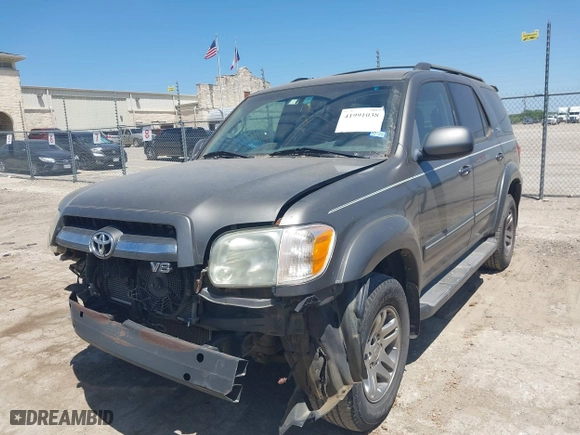 2006 Toyota Sequoia SR5 with VIN 5TDZT34A96S272197, listed as a IAAI auction lot 41991038 with 264,727 mi miles. Bid and sale history available at carsss.com. Image 6.