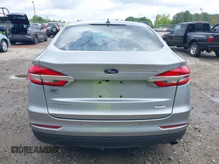 2020 Ford Fusion SE with VIN 3FA6P0HD5LR262877, listed as a IAAI auction lot 42243525 with 53,071 mi miles and . Bid and sale history available at DreamBid. Image 17.