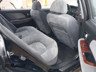 2005 Hyundai Sonata GLS with VIN KMHWF35H15A107824, listed as a IAAI auction lot 41724918 with 109,411 mi miles. Bid and sale history available at carsss.com. Image 8.