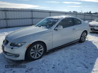 2013 BMW 3 Series 328i xDrive with VIN WBAKF3C50DJ385590, listed as a Copart auction lot 41650135 with 117,066 mi miles and Salvage Title. Bid and sale history available at carsss.com. Image 1.