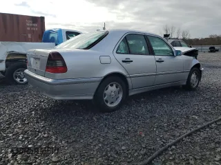 2000 Mercedes-Benz C 230 Kompressor with VIN WDBHA24G5YA809226, listed as a Copart auction lot 85018814 with 108,701 mi miles and Salvage Title. Bid and sale history available at carsss.com. Image 3.