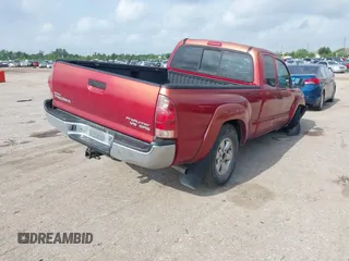 2005 Toyota Tacoma PreRunner z VIN 5TETU62N15Z003087, wystawiony jako IAAI lot #42119880 z przebiegiem 131 276 mil mil oraz . Historia ofert i sprzedaży dostępna na DreamBid. Obrazek 4.