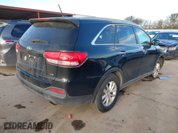2017 Kia Sorento LX z VIN 5XYPG4A53HG199627, wystawiony jako IAAI lot #41199694 z przebiegiem 90 155 mil mil oraz . Historia ofert i sprzedaży dostępna na DreamBid. Obrazek 4.