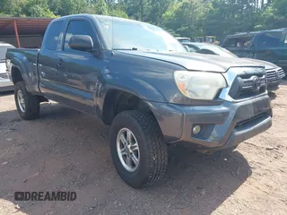 2012 Toyota Tacoma with VIN 5TFUU4EN8CX027055, listed as a IAAI auction lot 42674283 with 200,006 mi miles and . Bid and sale history available at DreamBid. Image 1.