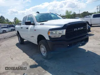 2022 Ram 2500 Tradesman with VIN 3C6UR5CJ6NG203221, listed as a IAAI auction lot 42005686 with 132,446 mi miles. Bid and sale history available at carsss.com. Image 1.