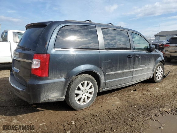 2013 Chrysler Town & Country Touring with VIN 2C4RC1BG5DR769958, listed as a Copart auction lot 50901125 with 151,051 mi miles and Clean Title. Bid and sale history available at carsss.com. Image 3.