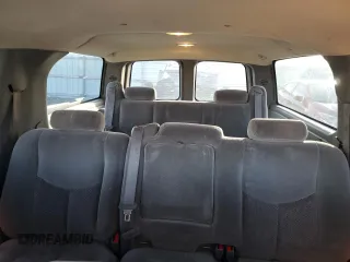 2003 Chevrolet Suburban LT with VIN 3GNGK26U63G257735, listed as a Copart auction lot 76520384 with 213,129 mi miles and Salvage Title. Bid and sale history available at carsss.com. Image 10.