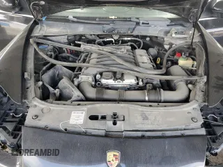 2004 Porsche Cayenne z VIN WP1AA29P94LA21185, wystawiony jako Copart lot #60576755 z przebiegiem 167 428 mil mil oraz Czysty tytuł • Clean title. Historia ofert i sprzedaży dostępna na DreamBid. Obrazek 11.