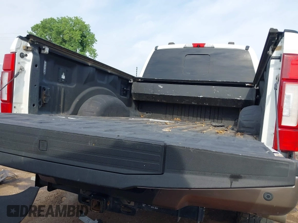 2021 Ford F-250 XL with VIN 1FT7W2BT5MEC88980, listed as a IAAI auction lot 42451048 with 89,311 mi miles and . Bid and sale history available at DreamBid. Image 17.