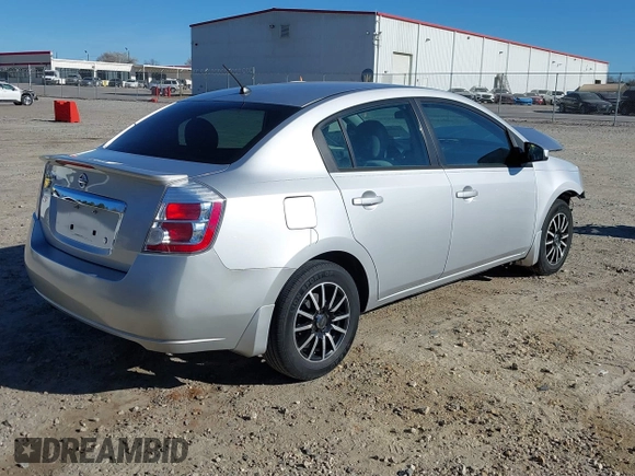 2012 Nissan Sentra SR with VIN 3N1AB6AP6CL651818, listed as a IAAI auction lot 41695624 with 176,586 mi miles and . Bid and sale history available at DreamBid. Image 4.