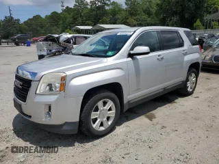 2013 GMC Terrain SLE z VIN 2GKALMEK7D6179040, wystawiony jako Copart lot #60856325 z przebiegiem 79 948 mil mil oraz Czysty tytuł • Clean title. Historia ofert i sprzedaży dostępna na DreamBid. Obrazek 1.