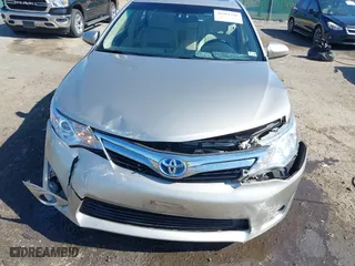 2014 Toyota Camry Hybrid LE with VIN 4T1BD1FK0EU112479, listed as a IAAI auction lot 41901348 with 91,440 mi miles. Bid and sale history available at carsss.com. Image 6.